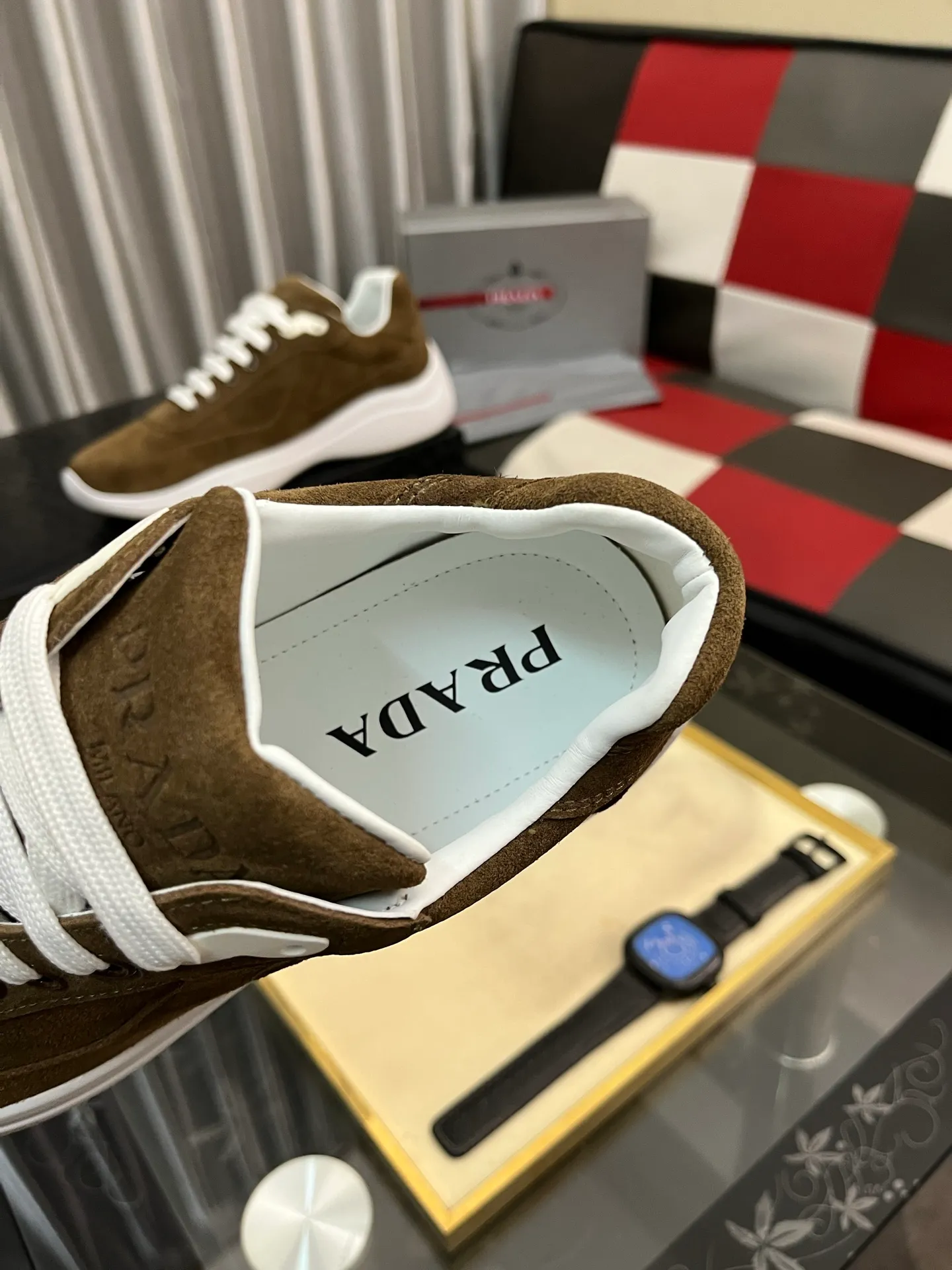 Men's shoes 💰400⌚️⌚️【PRADA】Prada casual shoes, originally developed 1:1, made of high-mercerized cowhide with imported cowhide, silk sheepskin lining, rubber outsole, comfortable and soft on the foot, size: 38-444️⃣Colors available